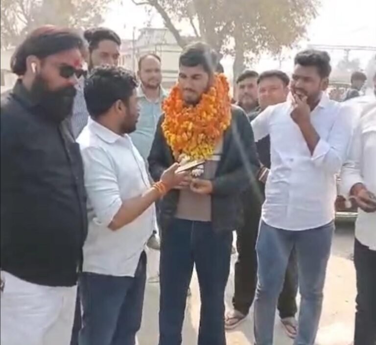 जेल से छूटने के बाद अमेठी पहुँचे सौरभ सिंह