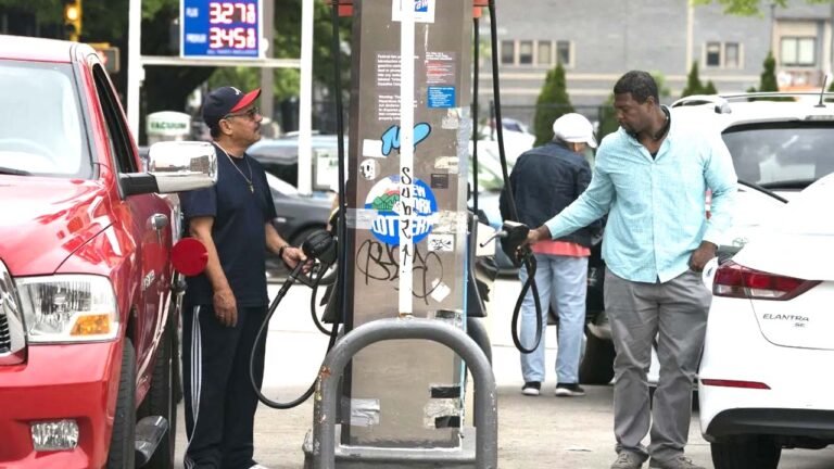 खाड़ी देशों में बढ़ते तनाव के बीच महंगा हुआ पेट्रोल, रातों-रात बढ़ गई कीमतें